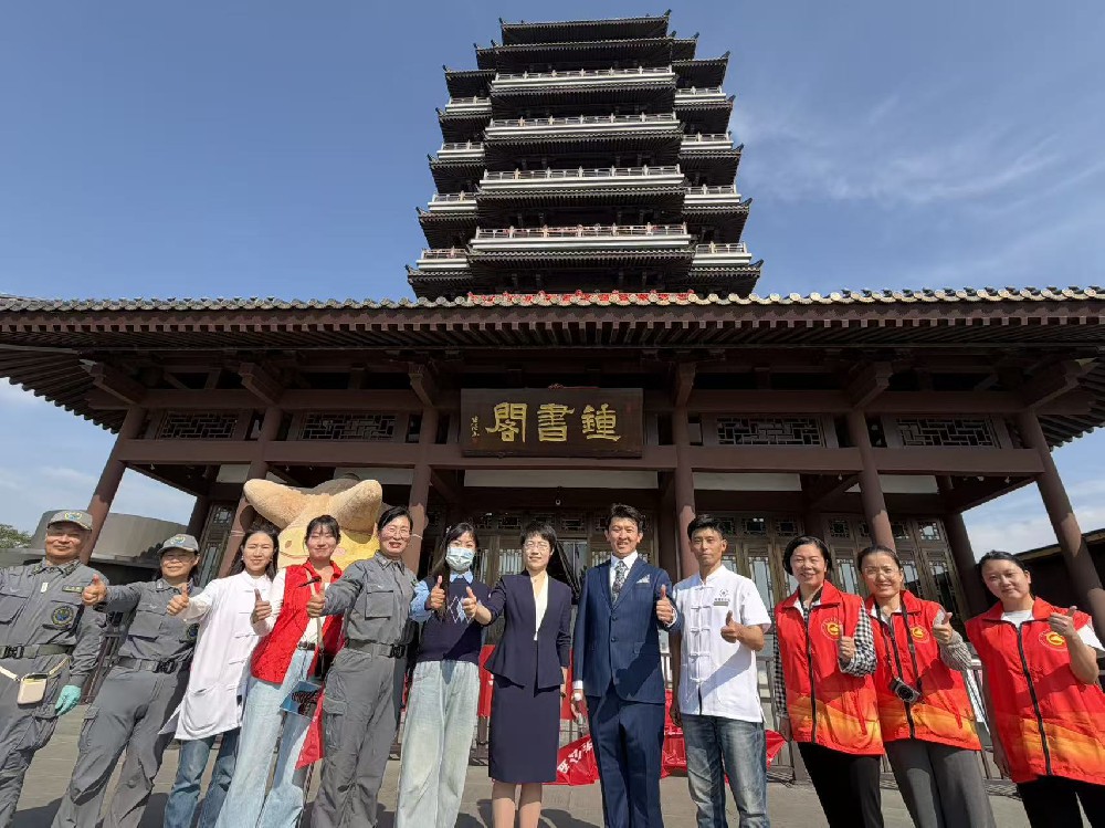 🌼🌼社彩缤纷·情暖重阳🌼🌼——淄博市导游协会积极参与敬老公益主题日活动